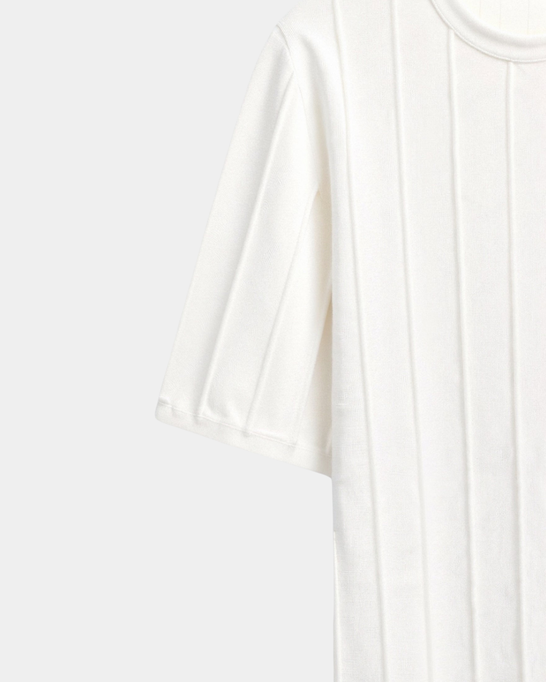 Men's Knitted Short Sleeve Shirt with Slim Fit
